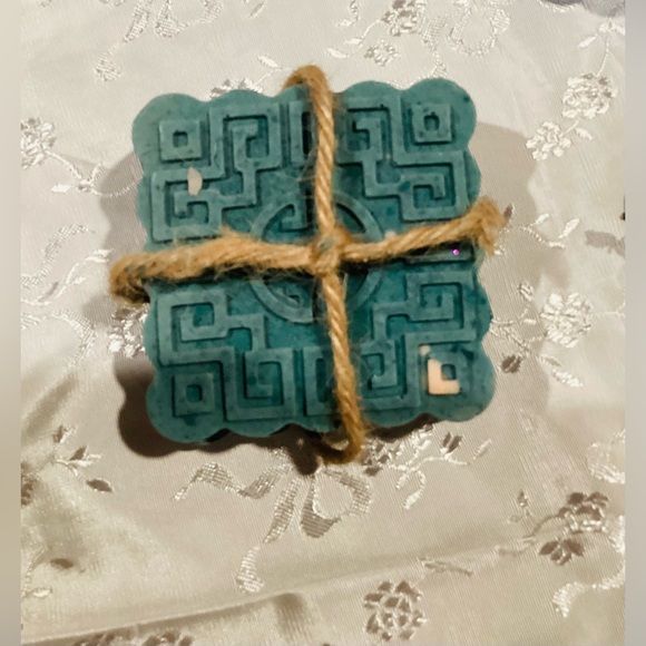 Homemade hand and body soap - Picture 2 of 14